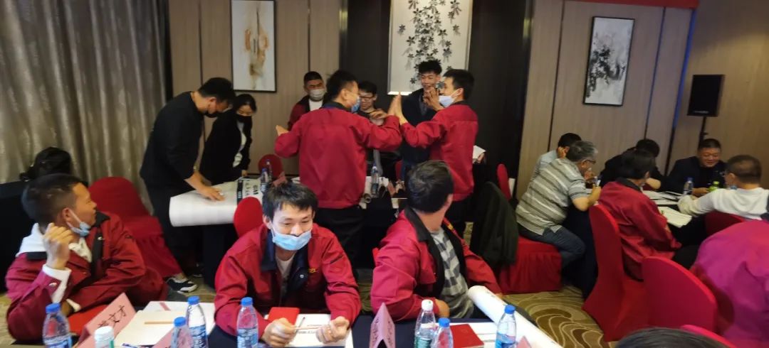 促提升，強(qiáng)管理！冠科集團(tuán)舉辦管理層領(lǐng)導(dǎo)力培訓(xùn)